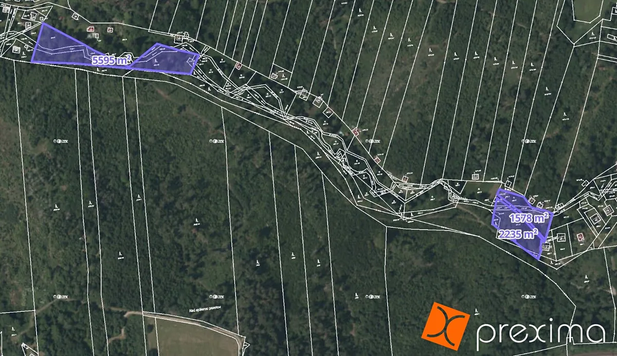 Prodej podílu 1/3 pozemku 446 m²